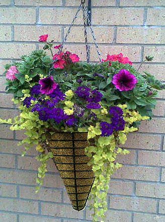 COIRGARDEN – Conical Basket for Garden Planters – 9 Inch